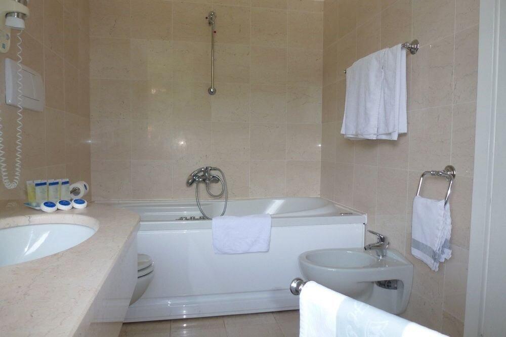 Foto del baño de Hotel Royal