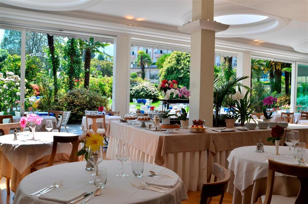 Foto de restauración de Hotel Royal