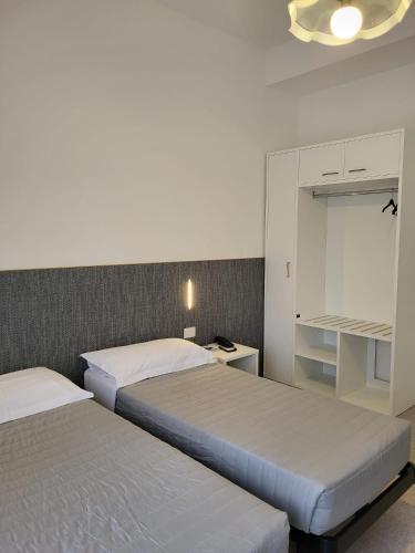 Room – Hotel Piccadilly