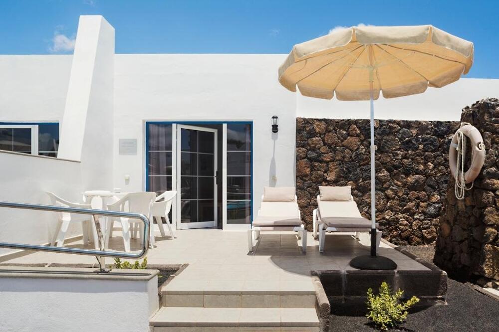 Foto de una habitación de Aparthotel Nautilus Lanzarote