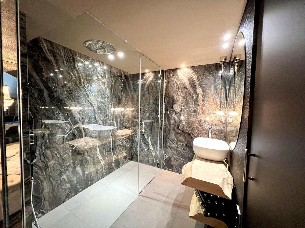Foto del baño de Hotel &amp;amp; SPA Bringué