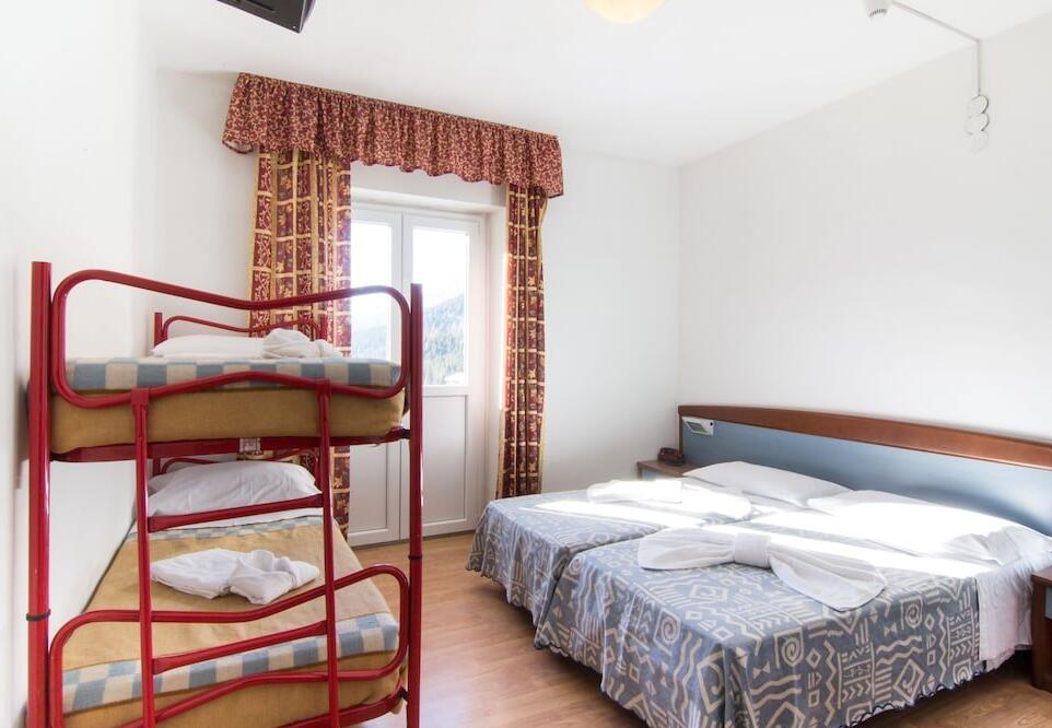 Foto de una habitación de Hotel Excelsior Cimone