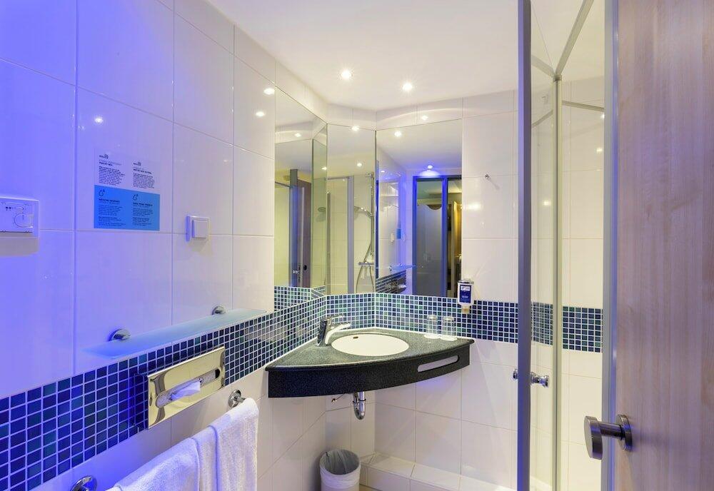 Foto del baño de Hotel Holiday Inn Express Nürnberg-Schwabach