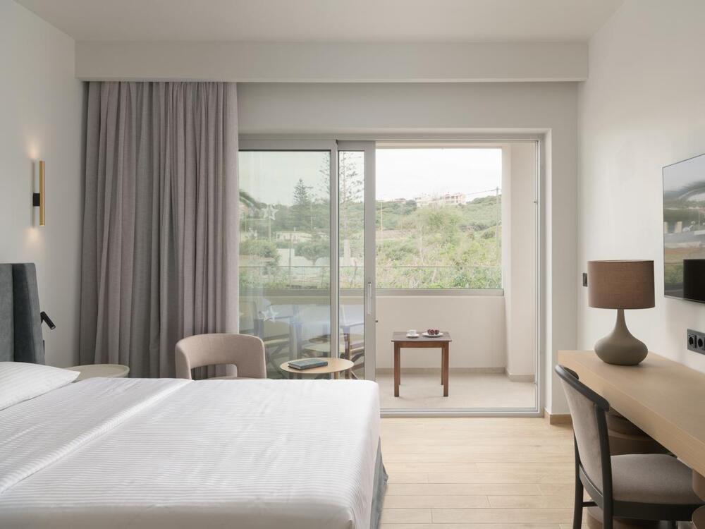 Foto de una habitación de Hotel Creta Royal - Adults Only