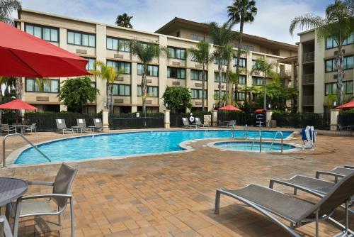 Foto de los servicios de Holiday Inn Buena Park, an IHG Hotel