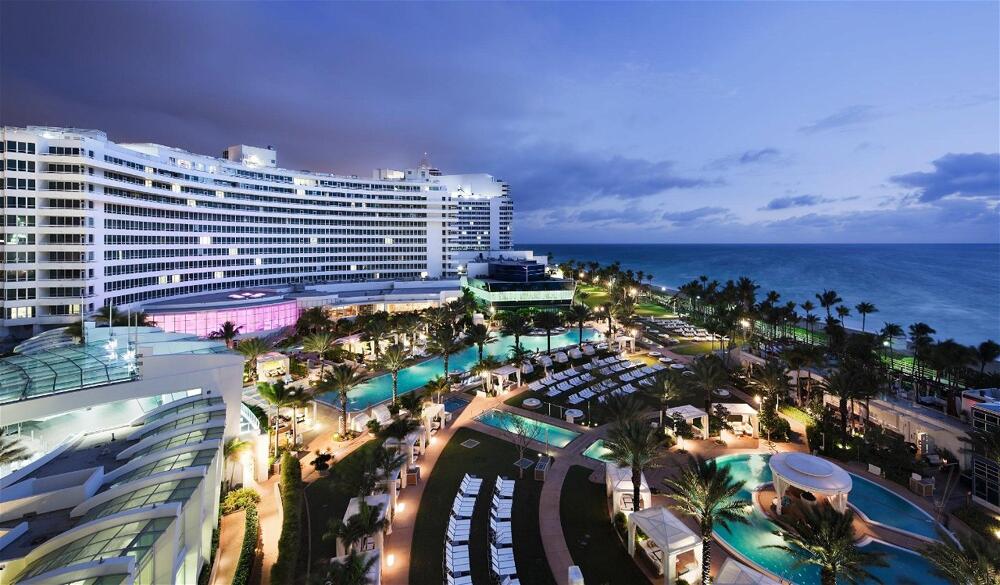 Foto del exterior de Hotel Fontainebleau Miami Beach