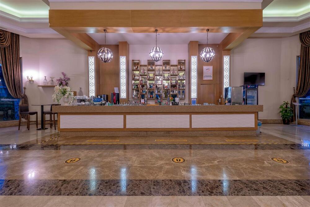 Foto de restauración de Complejo Euphoria Palm Beach Resort