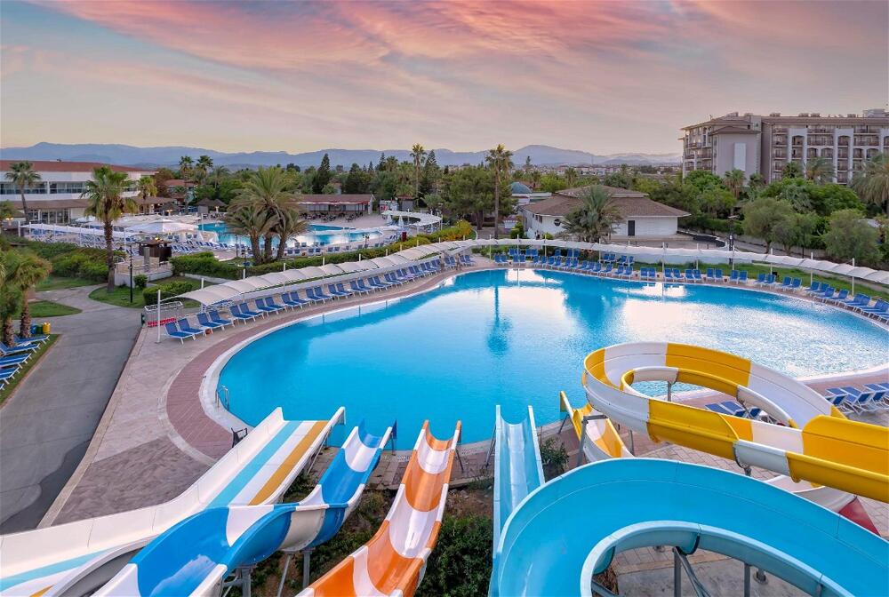 Foto de los servicios de Complejo Euphoria Palm Beach Resort