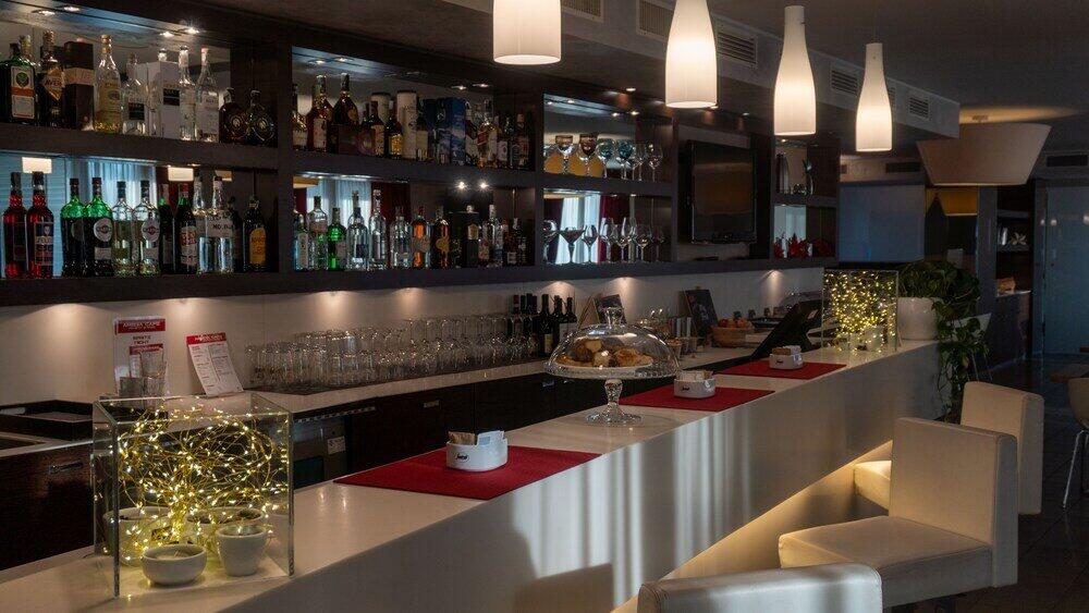 Foto de restauración de AMEDIA Hotel Noventa