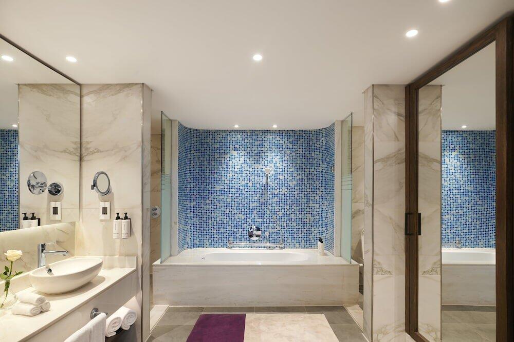 Foto de una habitación de Crowne Plaza - West Cairo Arkan, an IHG Hotel