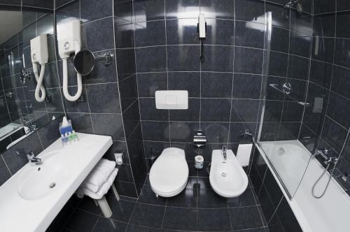 Foto del baño de Hotel Du Lac Et Du Parc Grand Resort