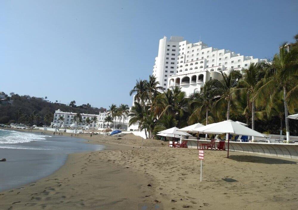 Foto del exterior de Hotel Sierra Mar All Inclusive at Tesoro