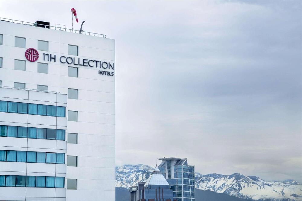 Foto del exterior de Hotel NH Collection Plaza Santiago
