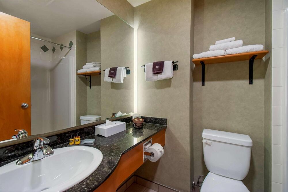 Foto del baño de Hotel Best Western Plus Valemount Inn &amp;amp; Suites