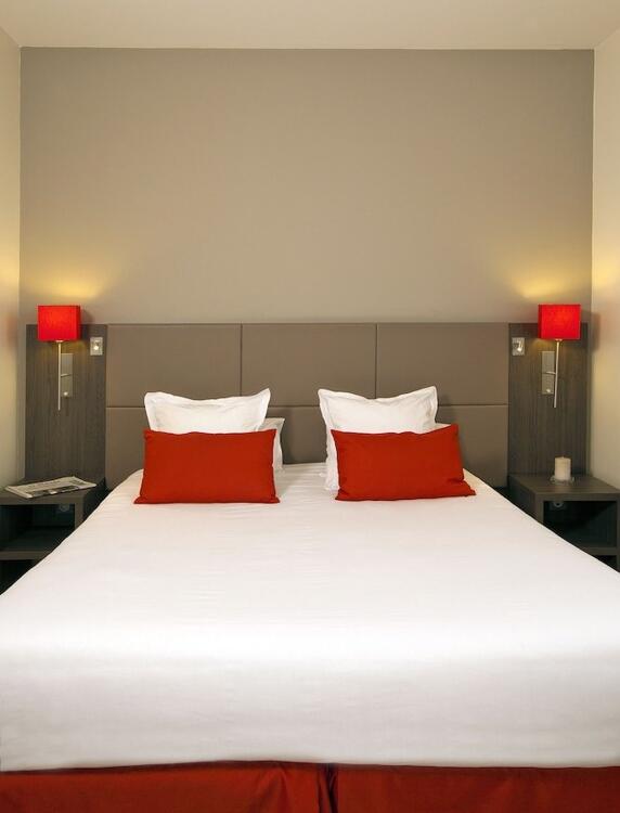 Foto de una habitación de Aparthotel Residhome Reims Centre