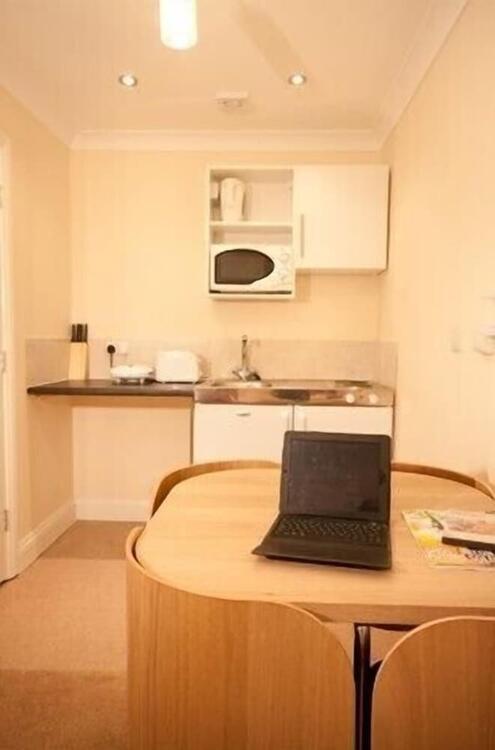 Foto de una habitación de Sure Hotel by Best Western Reading