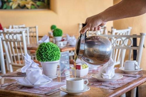 Foto de restauración de Best Western Posada Freeman