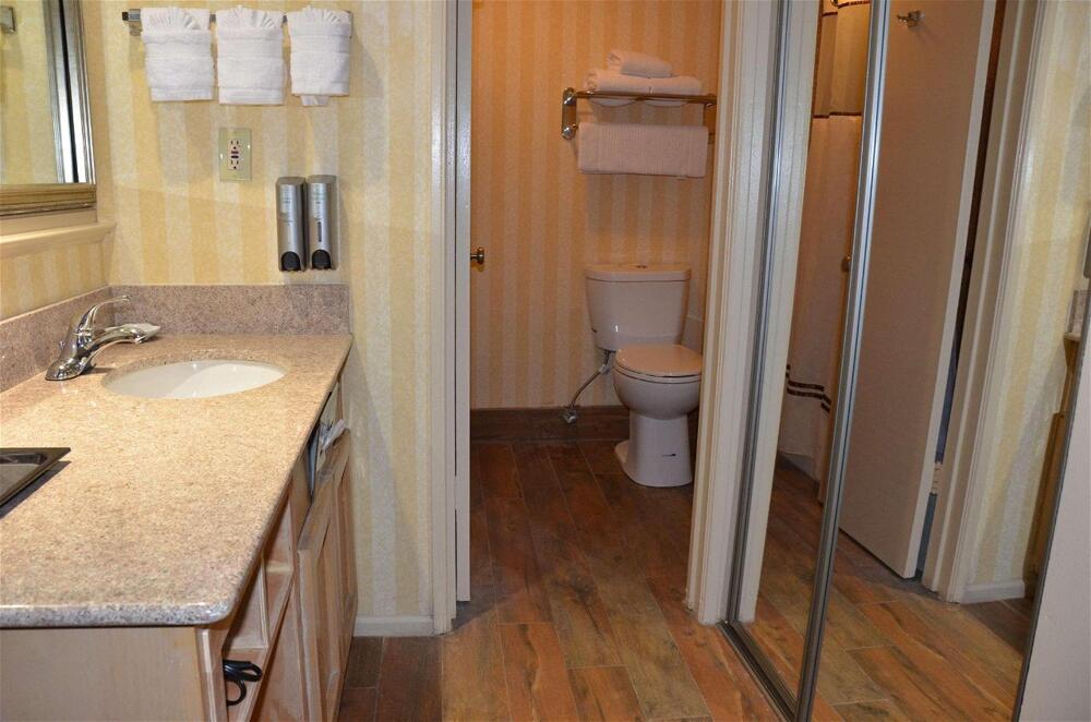 Foto del baño de Hotel Best Western Plus Hill House