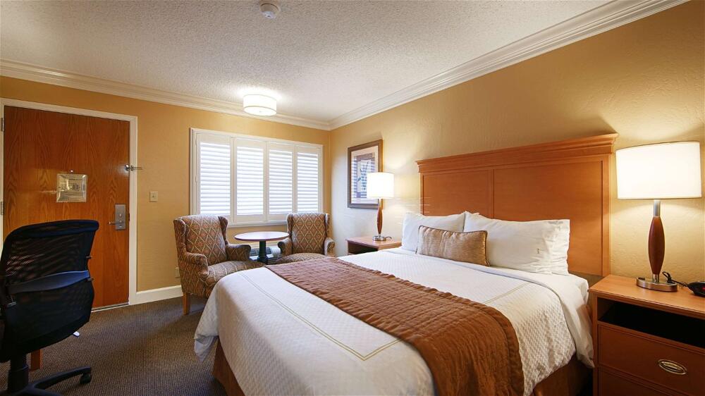 Foto de una habitación de Hotel SFO El Rancho Inn SureStay Collection by Best Western