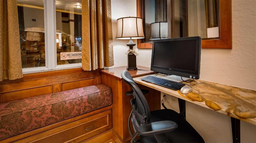 Foto de una habitación de Hotel Best Western Plus Greenwell Inn