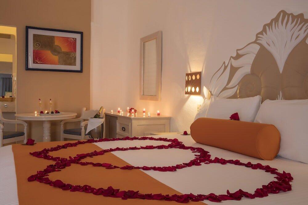 Foto de una habitación de Flamingo Vallarta Hotel &amp;amp; Marina
