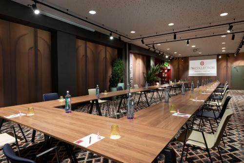 Foto de los servicios de Hotel NH Collection Madrid Suecia