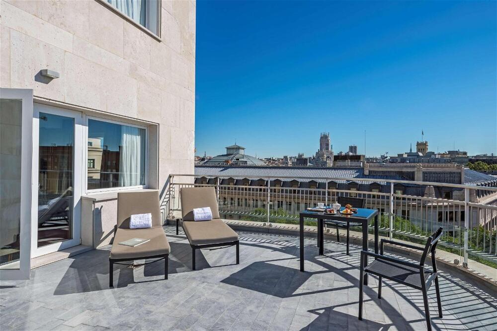 Foto general de Hotel NH Collection Madrid Suecia