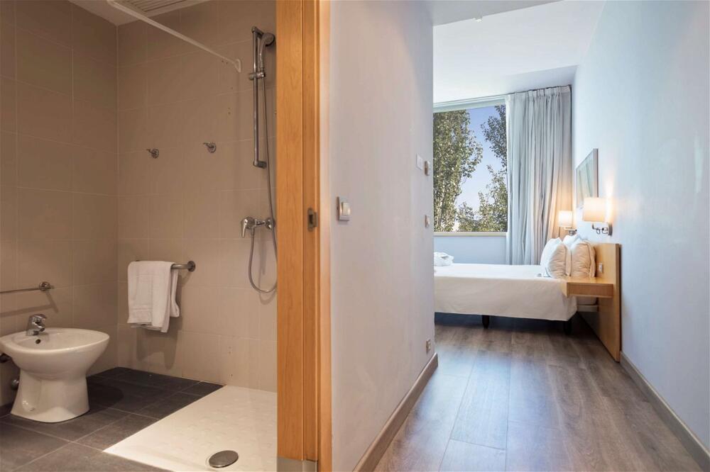 Badezimmer - Hotel Barcelona Aeropuerto, Affiliated by Meliá