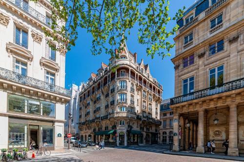 Foto del exterior de Hotel La Clef Louvre Paris by The Crest Collection