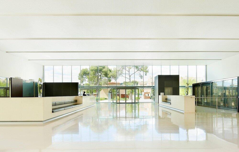 Foto de las zonas nobles de Le Meridien Ra Beach Hotel and Spa