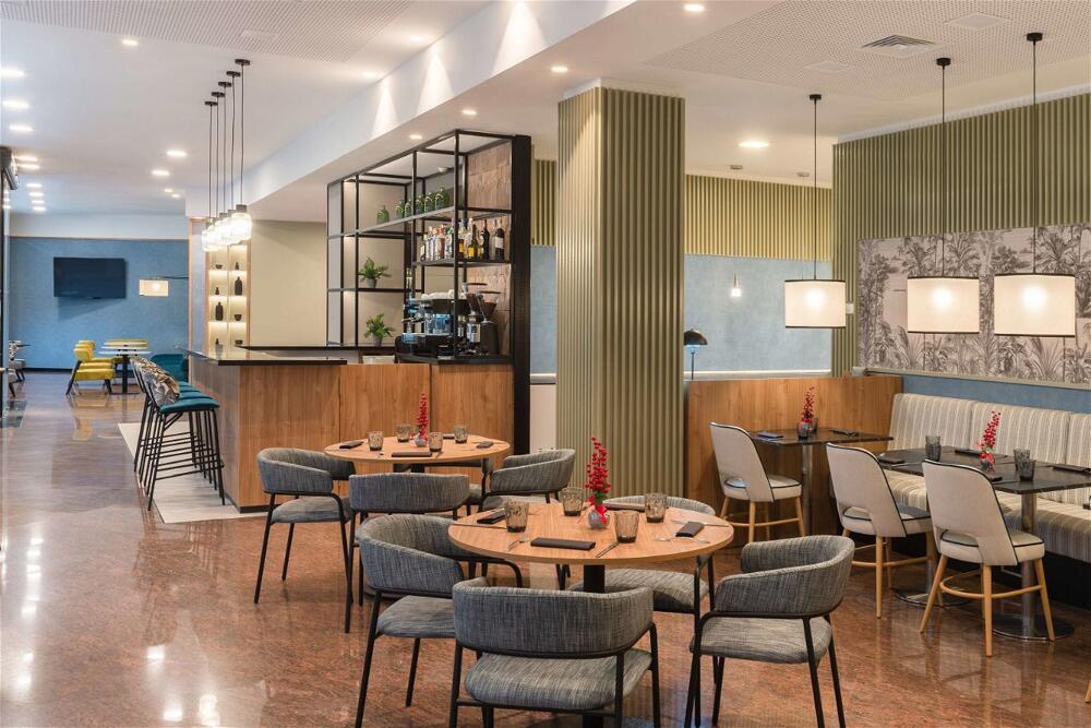 Dining – Hotel Elche Centro , affiliated by Melia