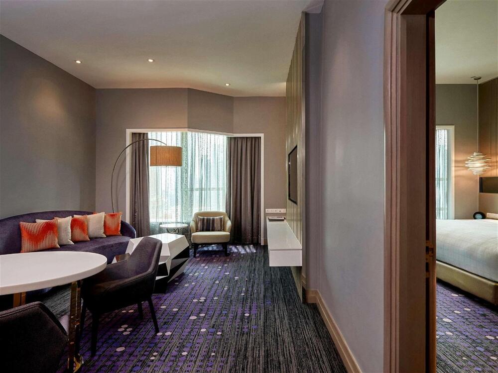 Foto de una habitación de Pullman Kuala Lumpur City Centre Hotel &amp;amp; Residences
