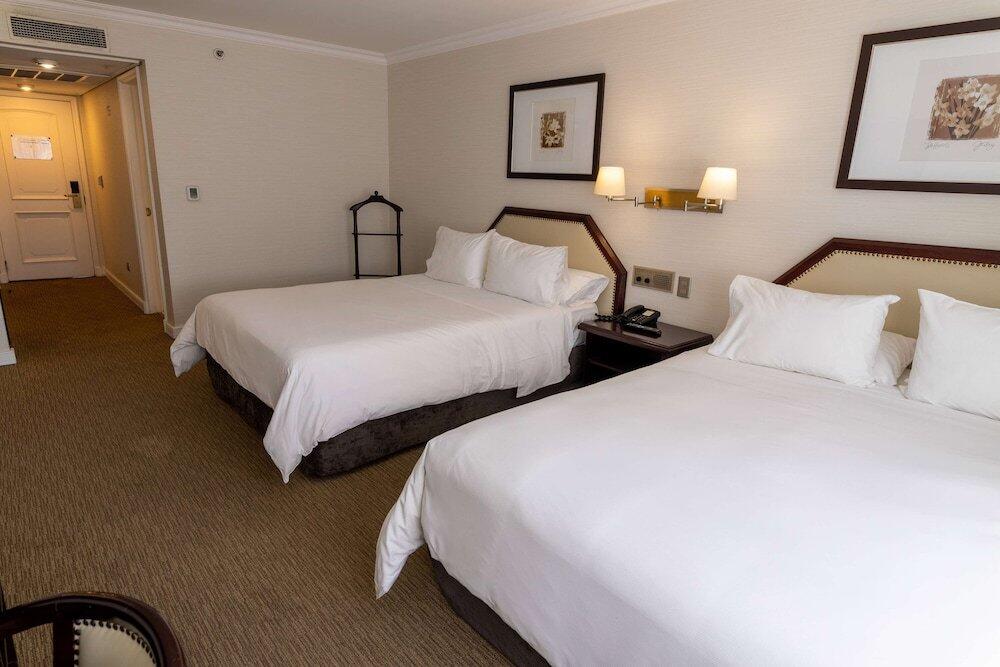 Foto de una habitación de Hotel Wyndham Garden Santiago Kennedy
