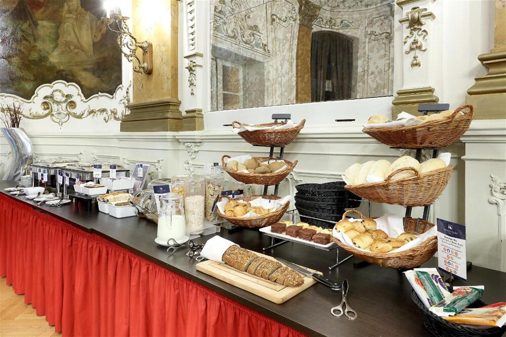 Foto de restauración de Eurostars Park Hotel Maximilian