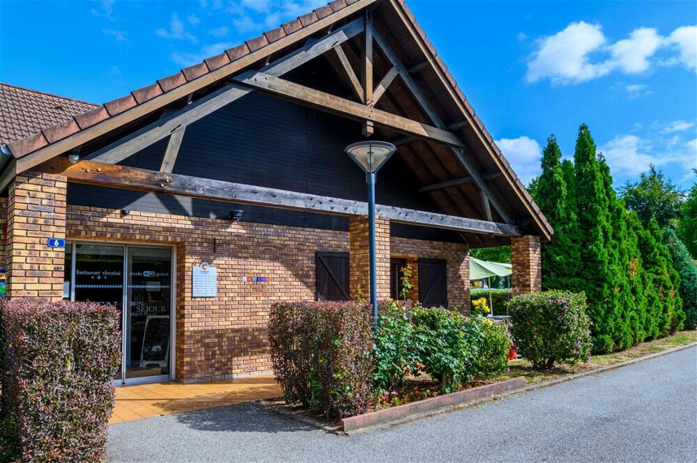Foto del exterior de Comfort Hotel Evreux
