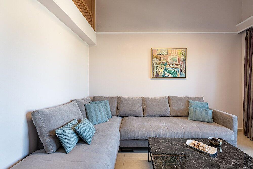 Foto de una habitación de Complejo Porto Platanias Beach Resort &amp;amp; Spa