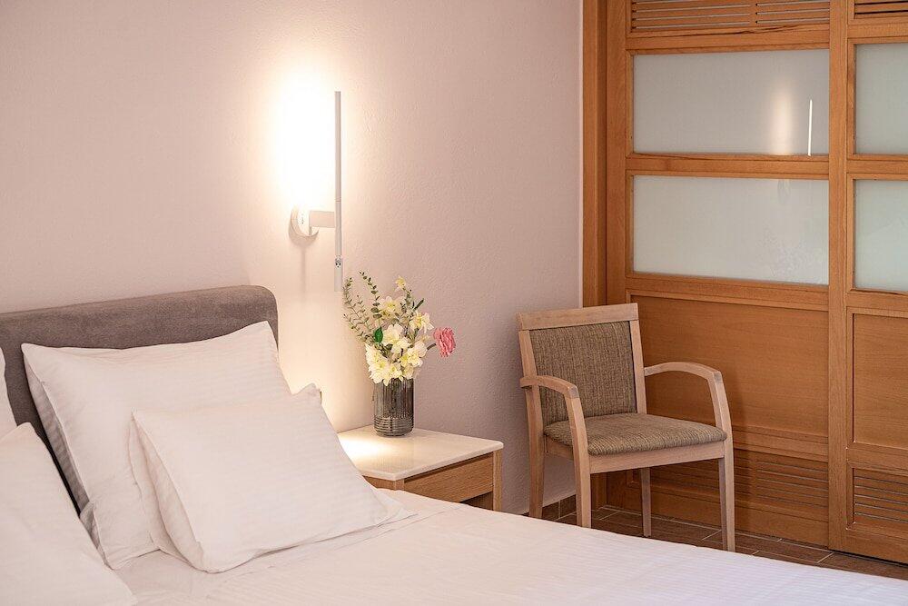 Foto de una habitación de Complejo Porto Platanias Beach Resort &amp;amp; Spa
