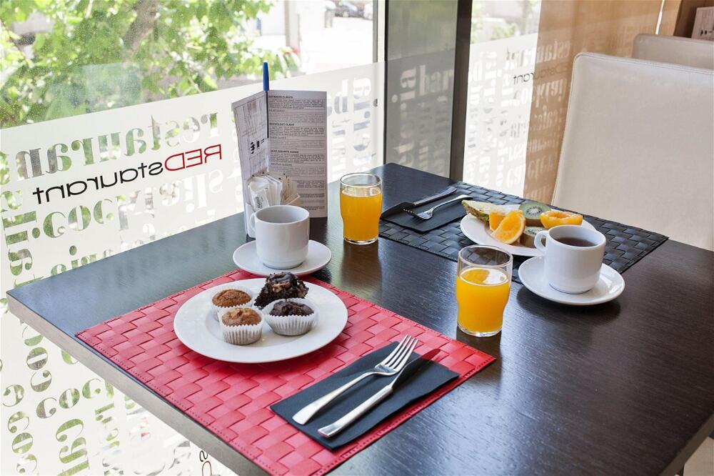 Foto general de Hotel Best 4 Barcelona