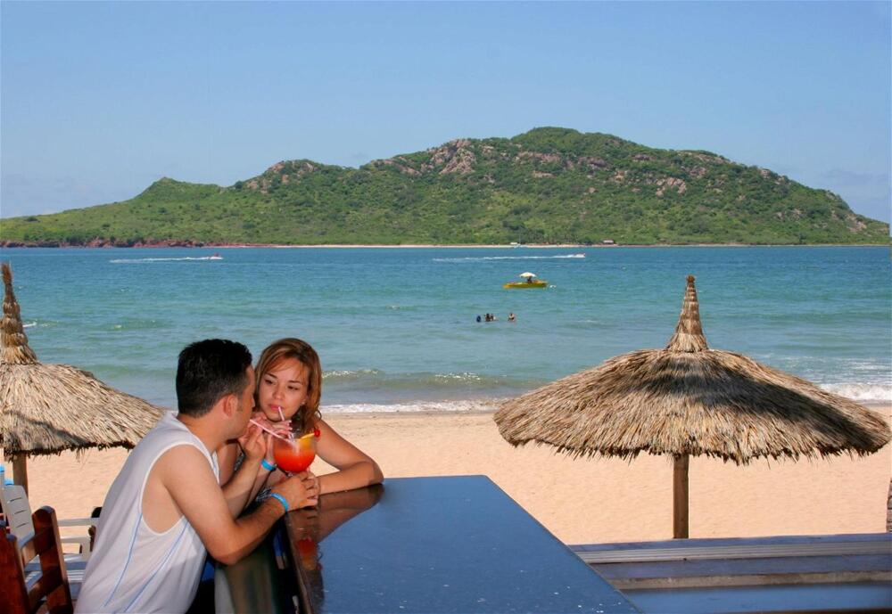 Foto general de Hotel Las Flores Beach Resort