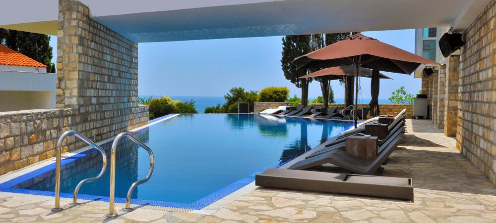 Foto general de Avala Resort &amp;amp; Villas