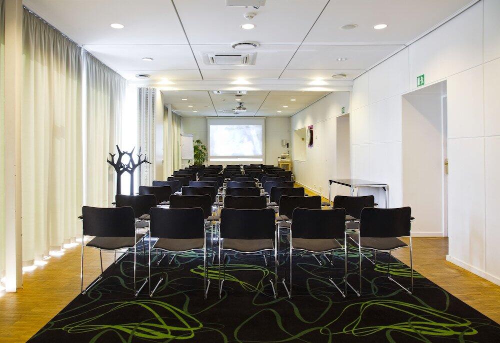 Foto de los servicios de Hotel Scandic Front