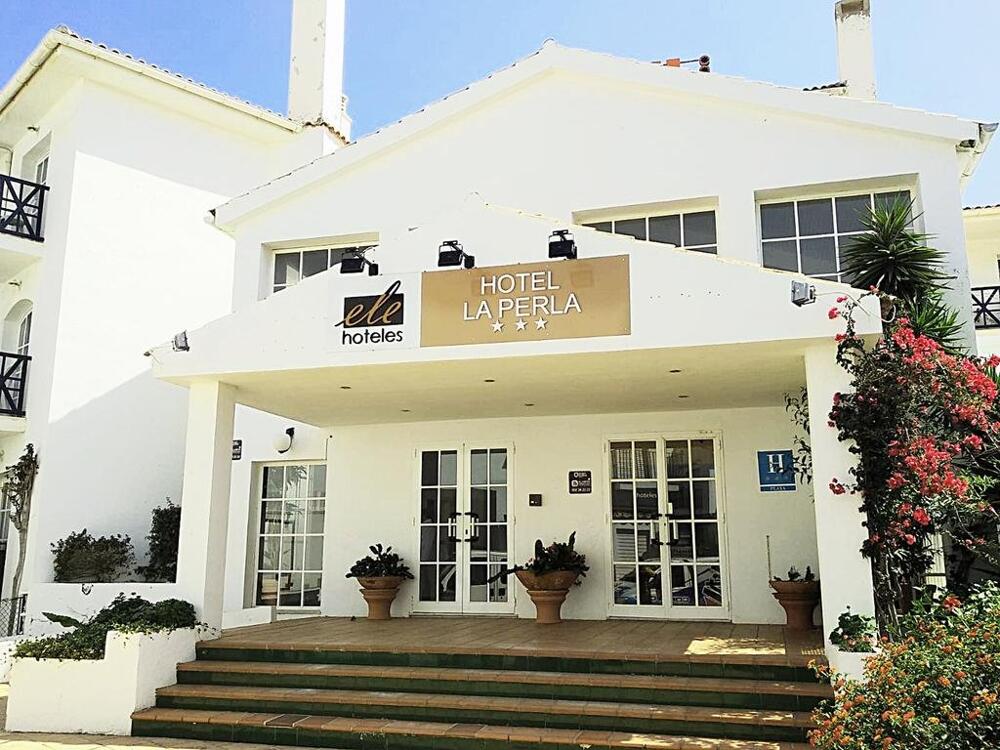 Foto del exterior de Hotel ELE La Perla