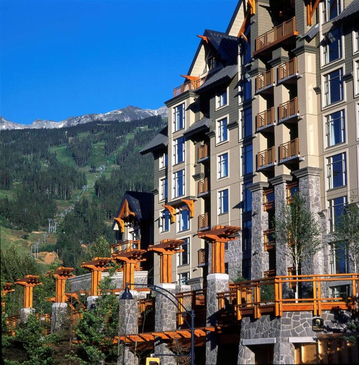 Foto del exterior de Pan Pacific Whistler Village Centre