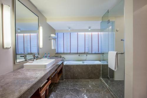 Foto del baño de Crowne Plaza Guangzhou City Centre, an IHG Hotel