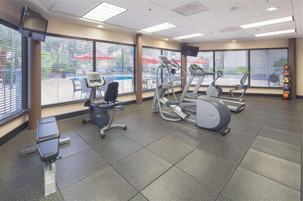 Foto de los servicios de Hotel Hampton by Hilton Monterrey Galerias Obispado