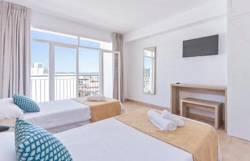 Foto de una habitación de Suncoast Ibiza Hotel - Adults Only -