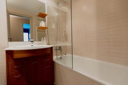 Foto del baño de Apartamentos Pierre &amp;amp; Vacances La Merceria
