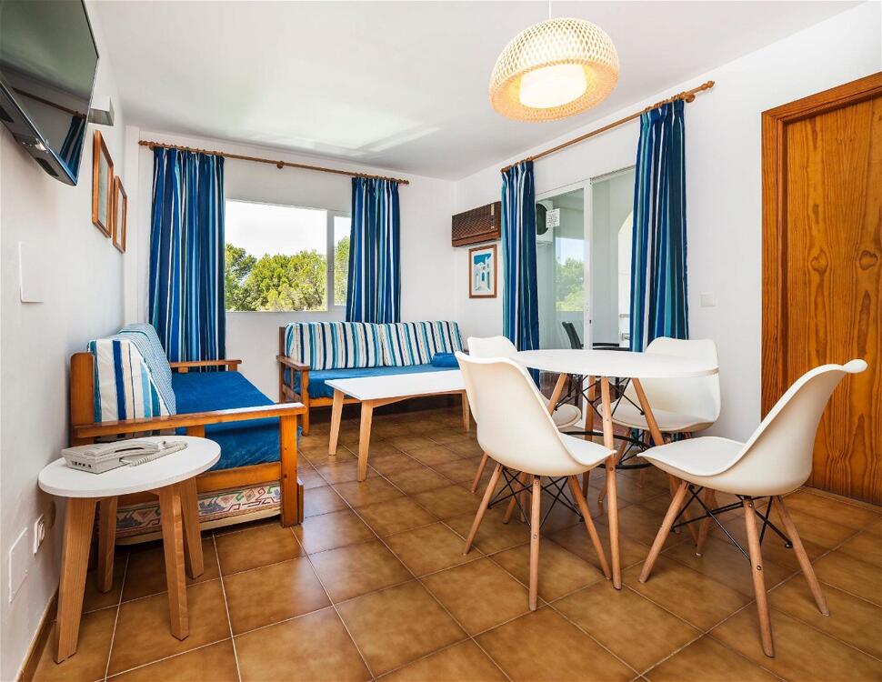 Foto general de Globales Apartamentos Cala Viñas ONLY ADULTS 16