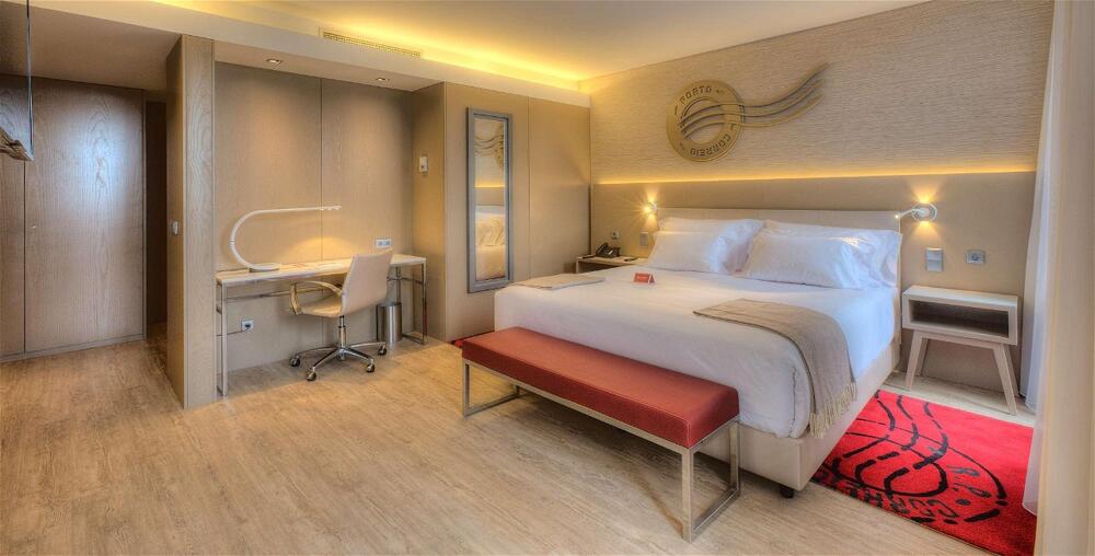 Foto de una habitación de Hotel NH Collection Porto Batalha