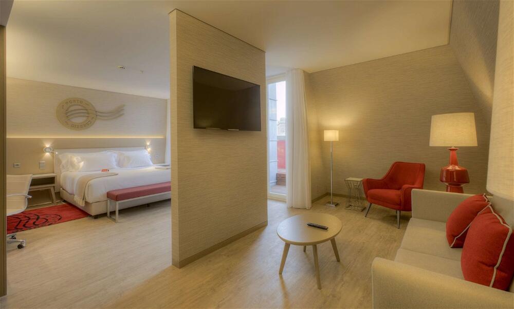 Foto de una habitación de Hotel NH Collection Porto Batalha